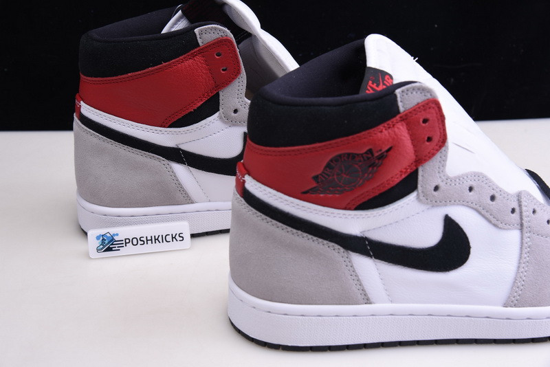 Air Jordan 1 Retro High Light Smoke Grey 555088-126