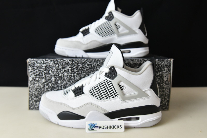 Air Jordan 4 “Military Black” DH6927-111
