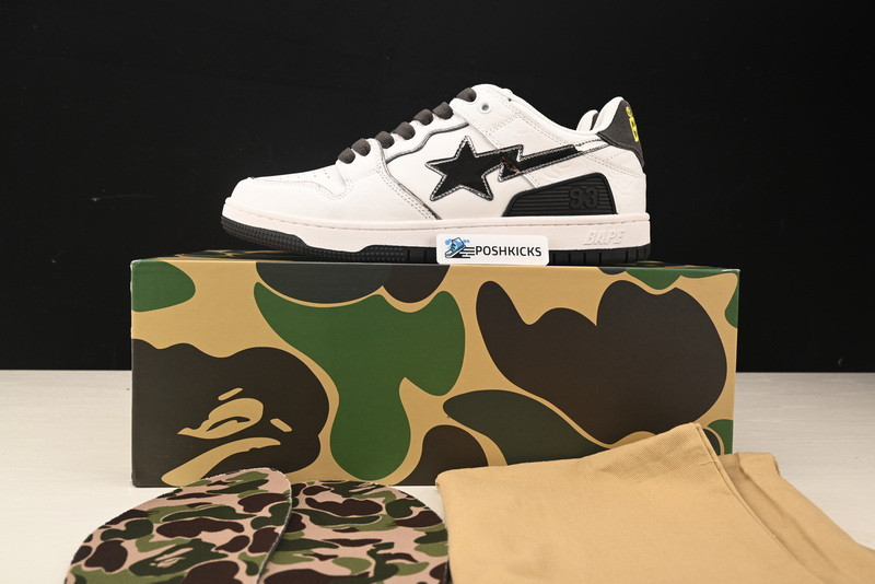 BAPE SNEAKERS