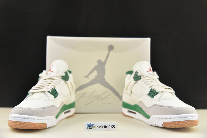 NIKE SB X AIR JORDAN 4 “PINE GREEN” DR5415-103