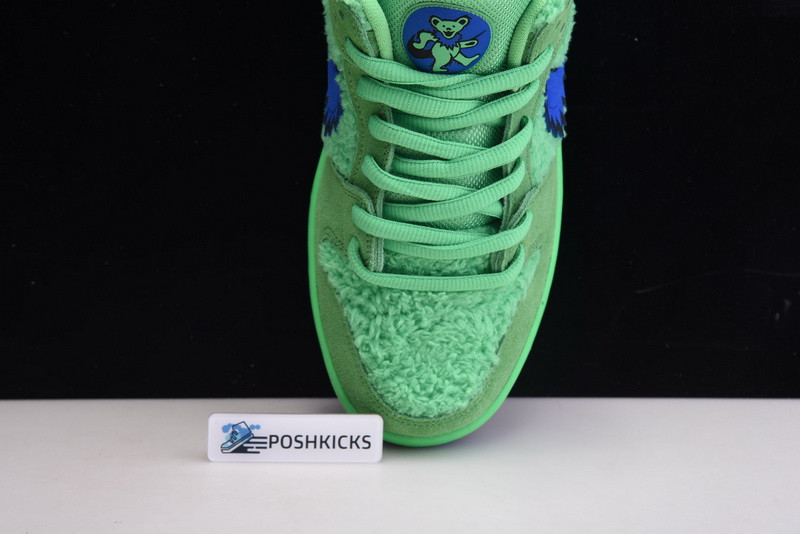 Grateful Dead x Nike SB Dunk Low “Green Bear” CJ5378-300