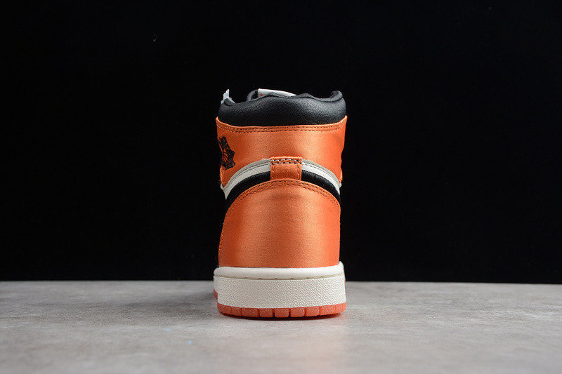 Jordan 1 Retro Satin Shattered Backboard AV3725-010