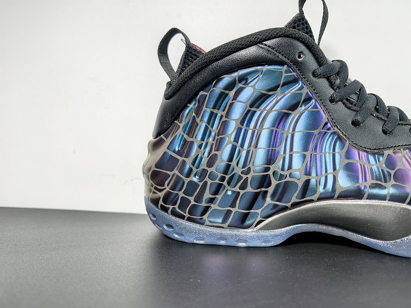 Tekken 8 x Nike Air Foamposite One "Fist" FQ9050-400