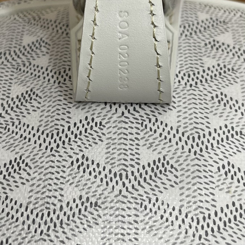 G09ard boston travel bag