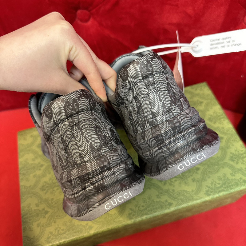 G*u*i run lace-up sneakers