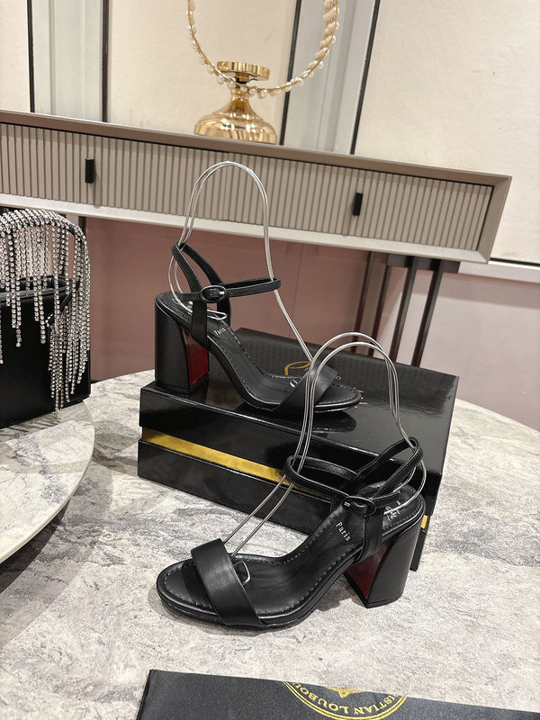 Chr1st1an louboutin heels 8.5cm