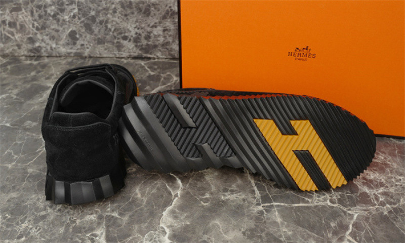 H*ER*MES SNEAKER