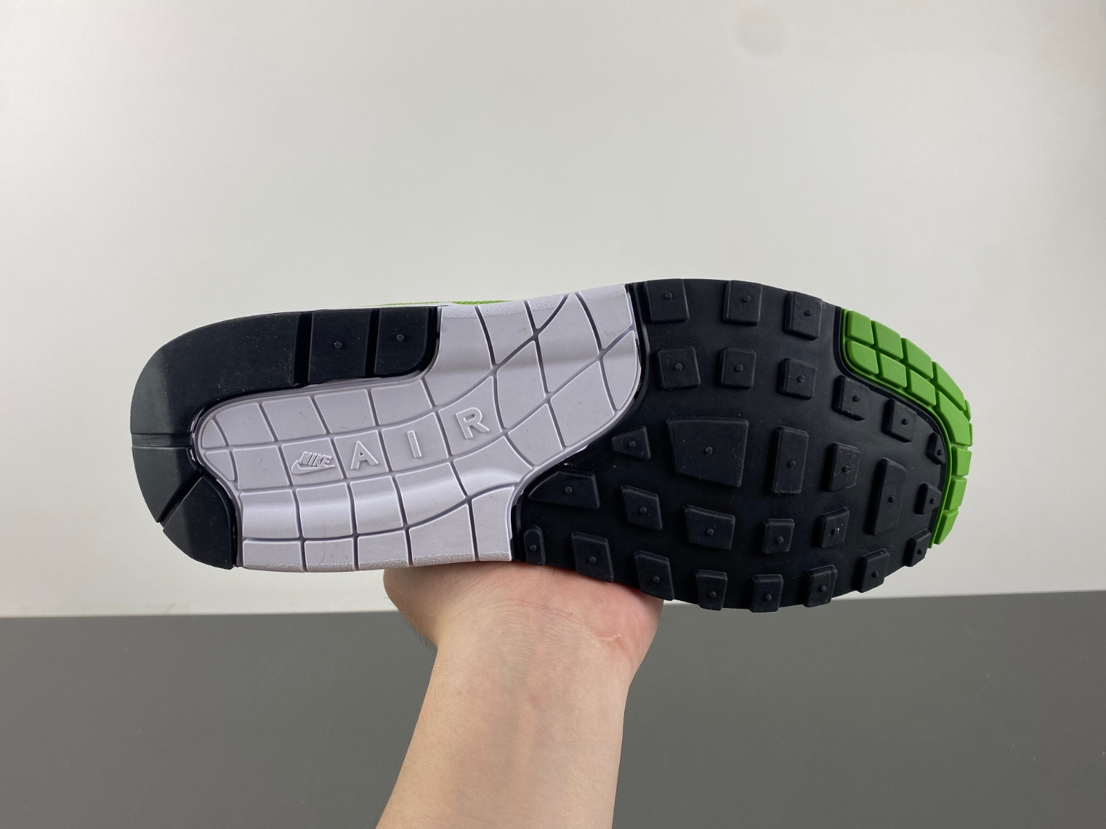 Patta x Nike Air Max 1 Chlorophyll 2024 HF1012-300