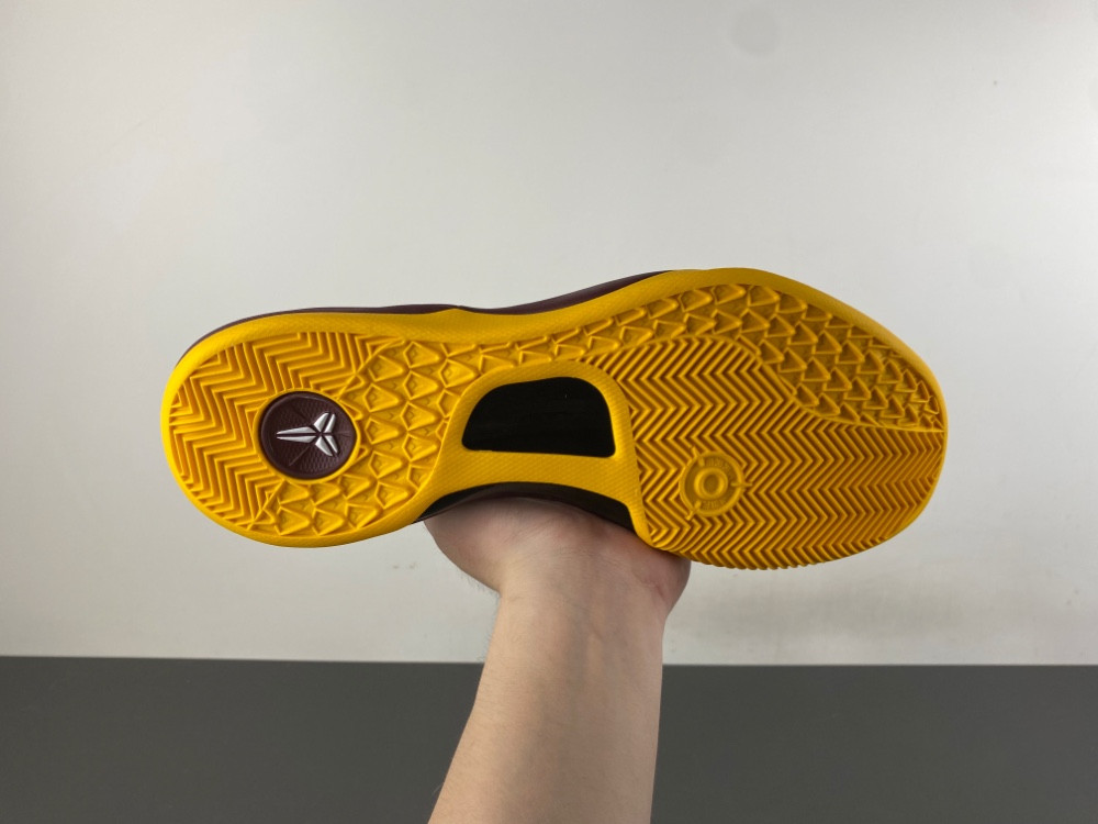 Nike Kobe 8 Protro USC Trojans PE Red HF7484-1647930