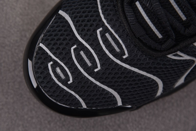 Nike Air Max Plus Black Reflective HQ3029-001