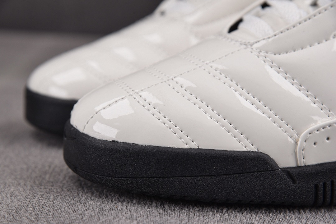 NK Total 90 Secutor Shox Magia SP Maha Amsterdam HQ5407-002