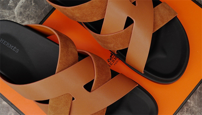 H*rmes Sandals