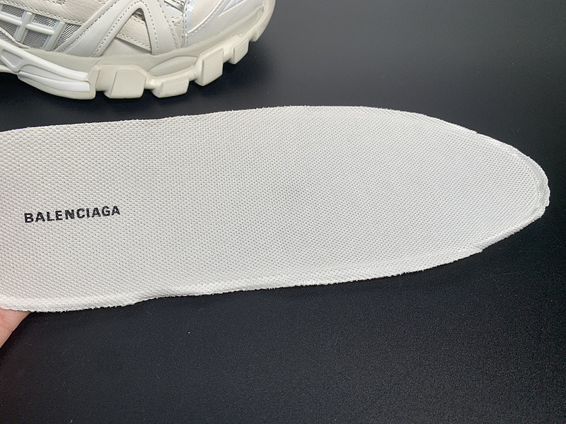 Ba*len*cia*ga track 2.0 568614 w2gn1 9000