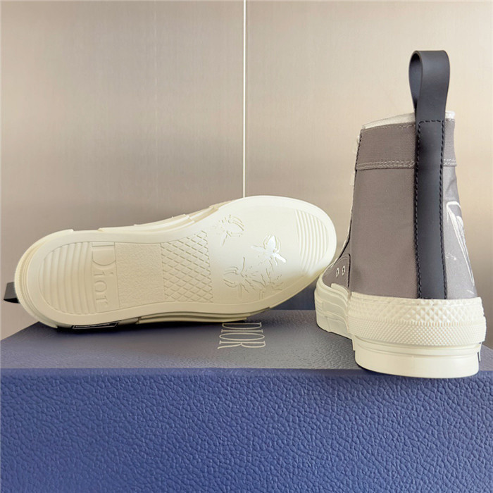 D B23 HIGH-TOP SNEAKERS