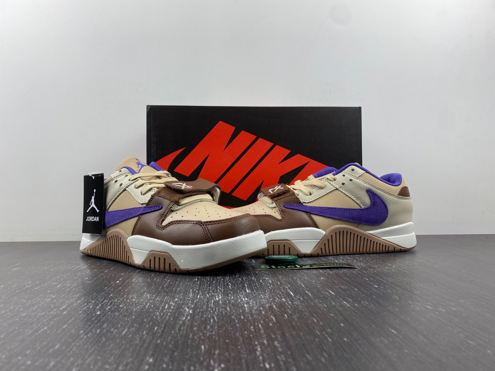 Travis Scott x Jordan Cut The Check FZ8117-900