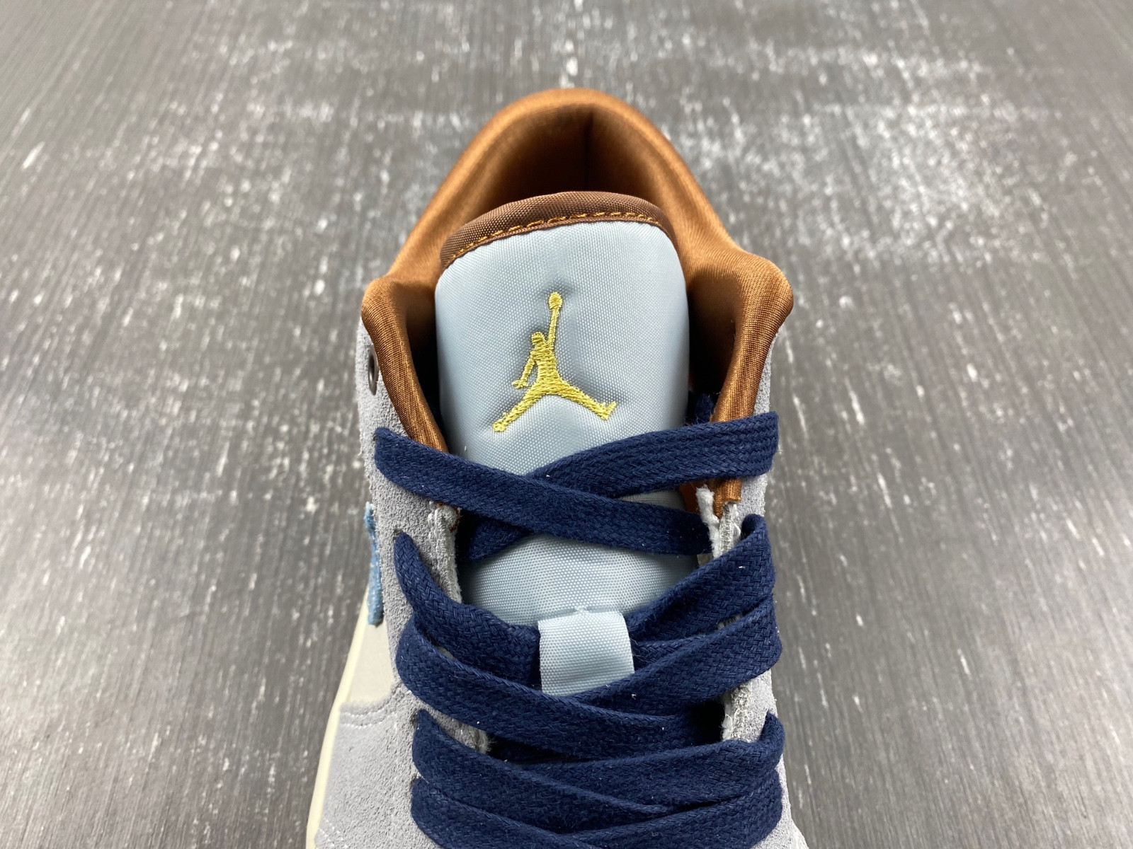 Air Jordan 1 Low “Denim” FZ5042-041