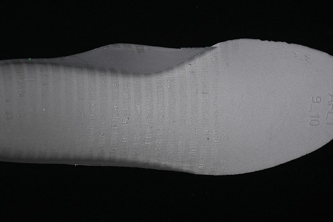 Nike Air Force 1 Low DOAF Egg or Duck - IU7613-100