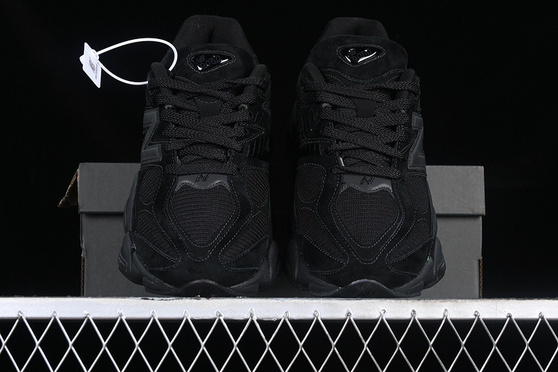 New Balance 9060 Triple Black U9060BPM