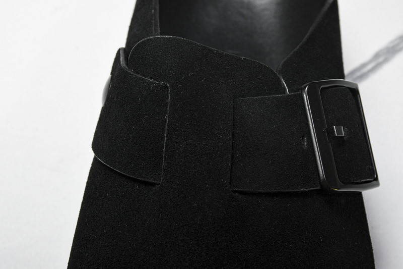 Ba*len*cia*ga Ba*len*cia*ga black ‘sunday’ suede slides