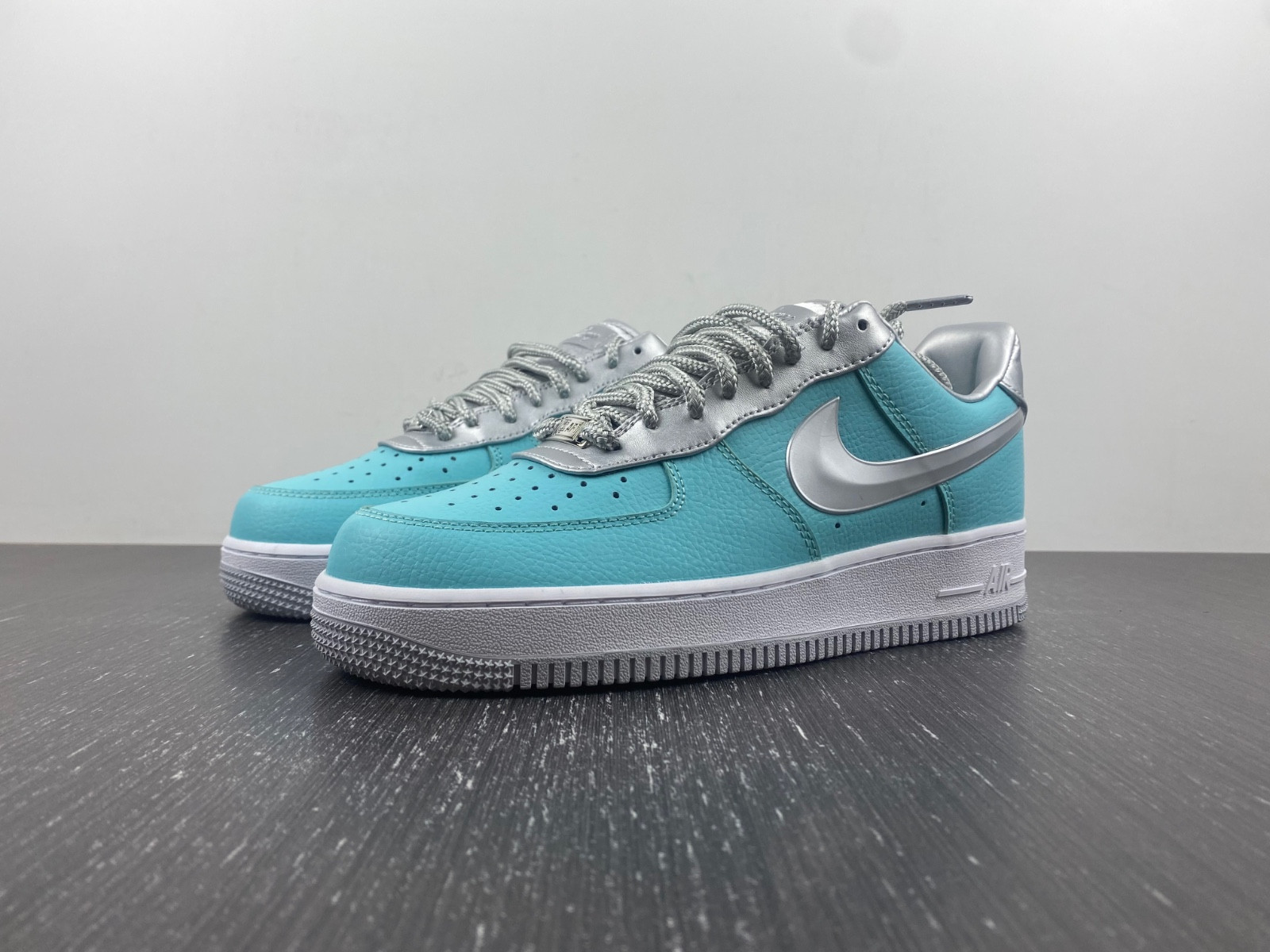 T*f*ny & co. x air force 1 low dz1382-003