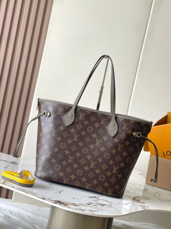 LV Neverfull Inside Out