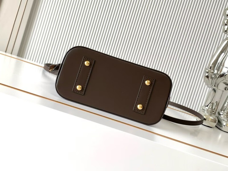 l0vis Vvtt0n alma bb damier ebene crossbody