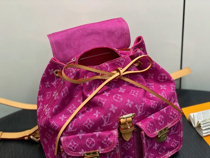 l0vis Vvtt0n monogram excursion backpack