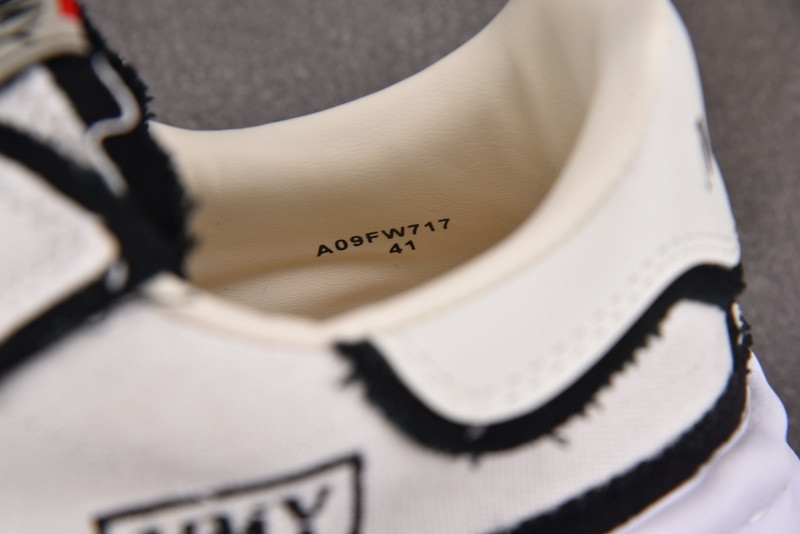 Ma1s0n mihara sneakers