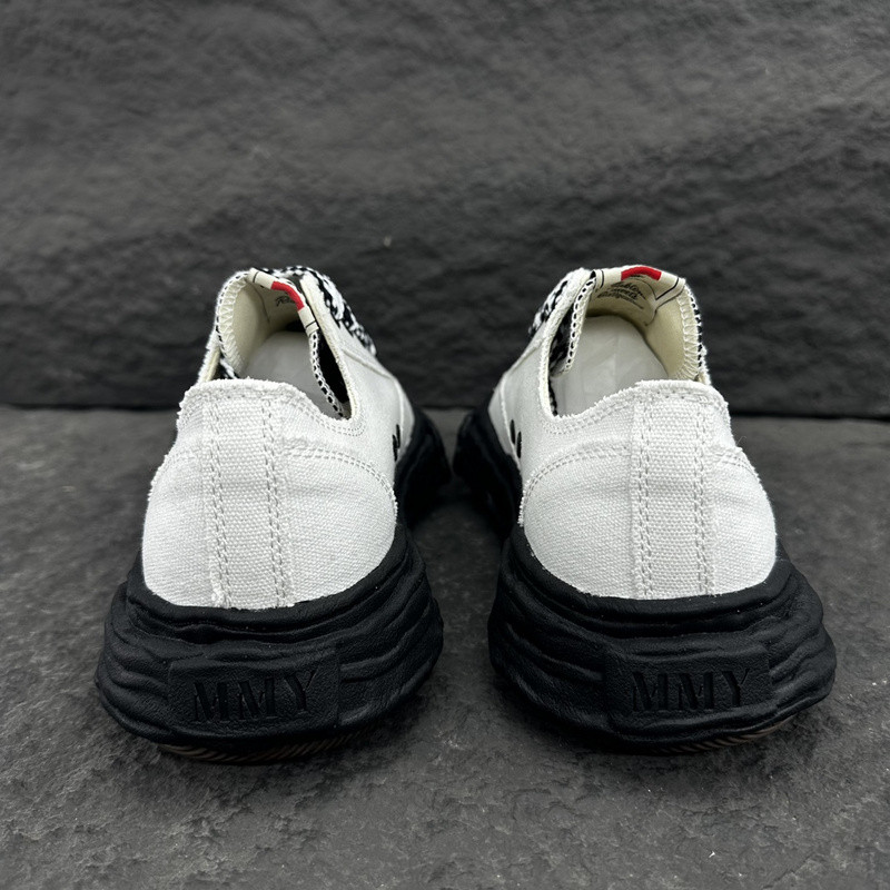 Ma1s0n mihara sneakers