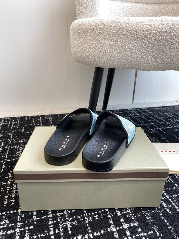 MARNI EMBROIDERED-LOGO SLIDES