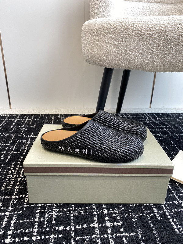 Marni Fussbett Sabot