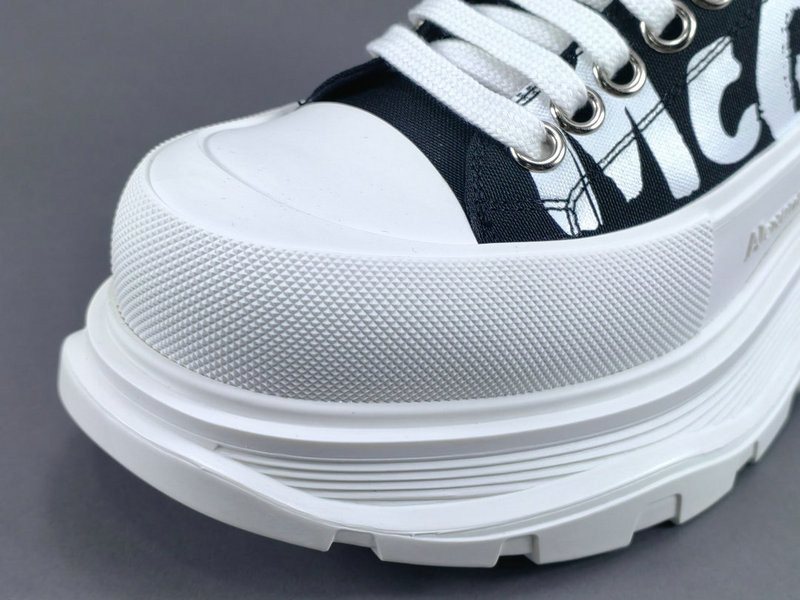 a1exa*der Mcqv*en sneaker