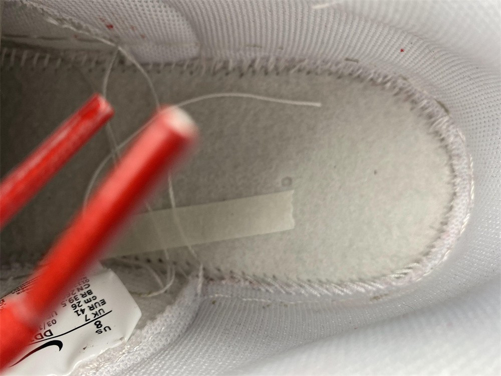 NIKE DUNK LOW CHAMPIONSHIP RED (2021) DD1391-600