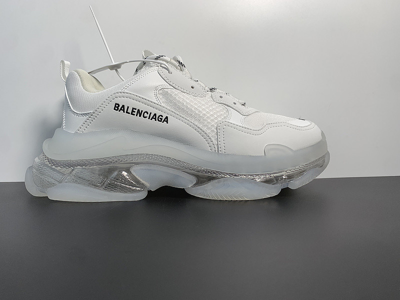 Ba*len*cia*ga triple s white clear sole 544351w09e19000