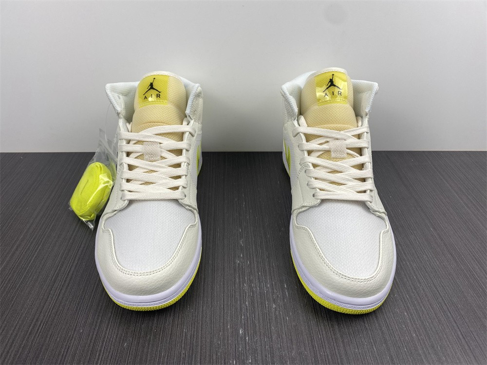 AIR JORDAN 1 MID SE VOLTAGE YELLOW DB2822-107
