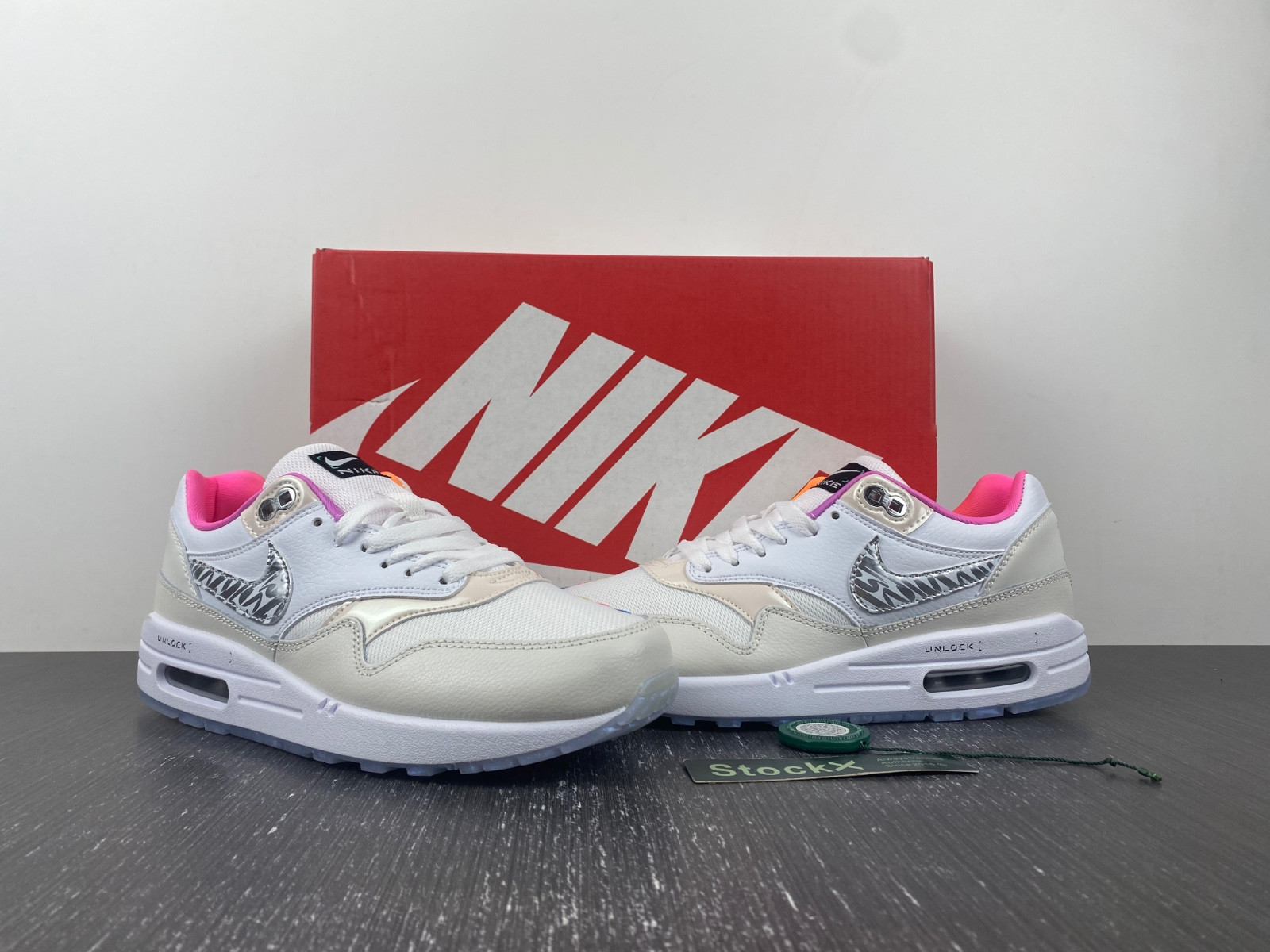 Nike Air Max 1 "Unlock Your Space" FN0608-101