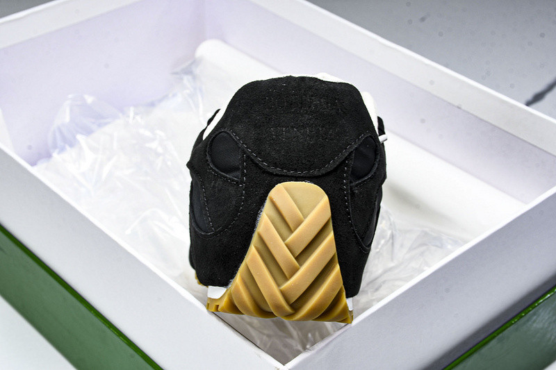 b0tt*ga Ven*ta orbit sneaker