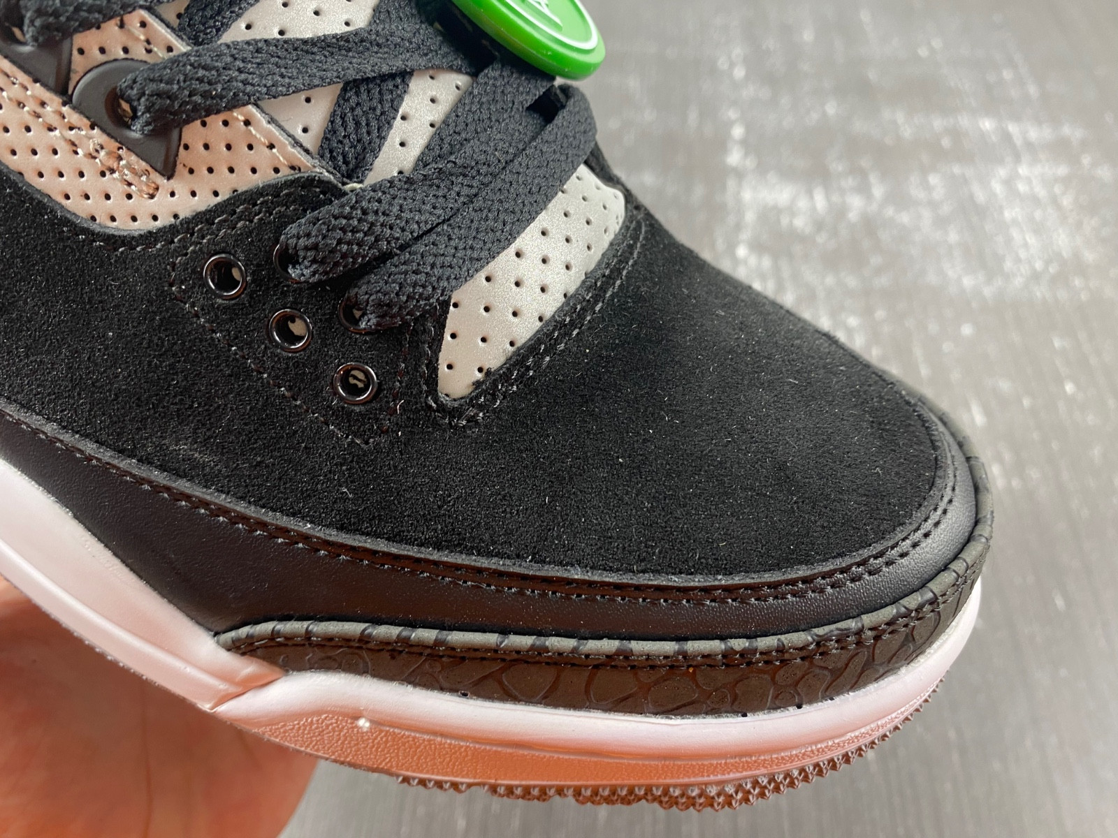 Jordan 3 Retro Tinker Black Cement Gold - CK4348-007