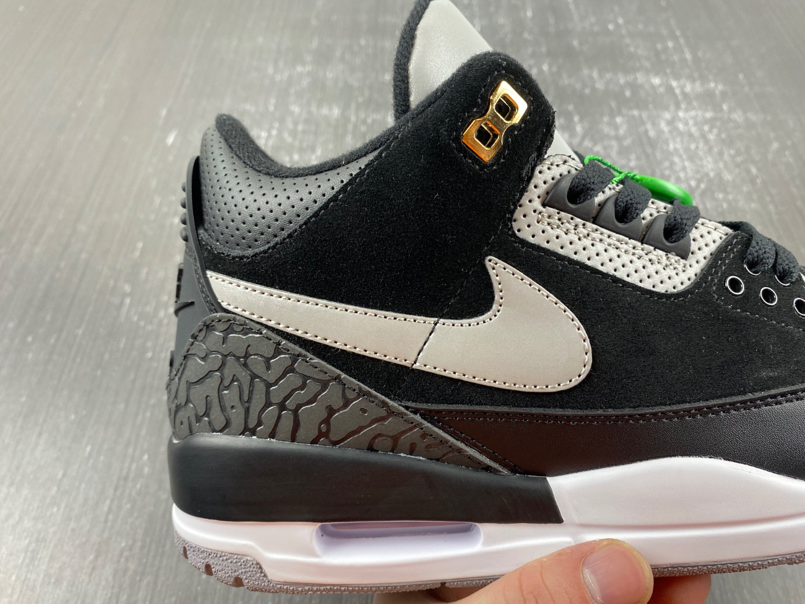 Jordan 3 Retro Tinker Black Cement Gold - CK4348-007