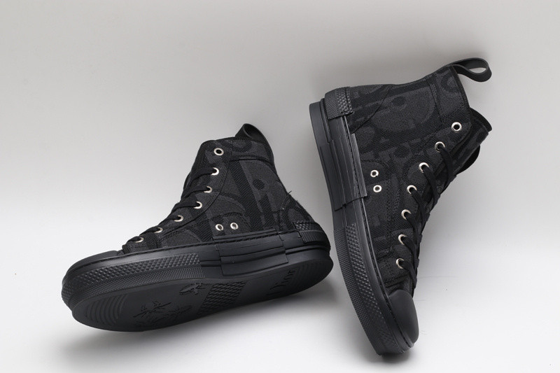 D B23 HIGH-TOP SNEAKERS