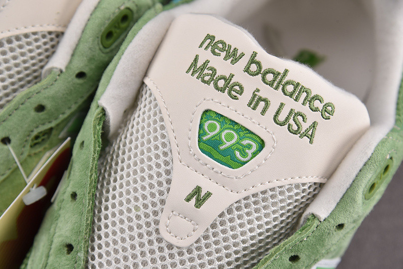 New Balance 993 "Chive" U993GW