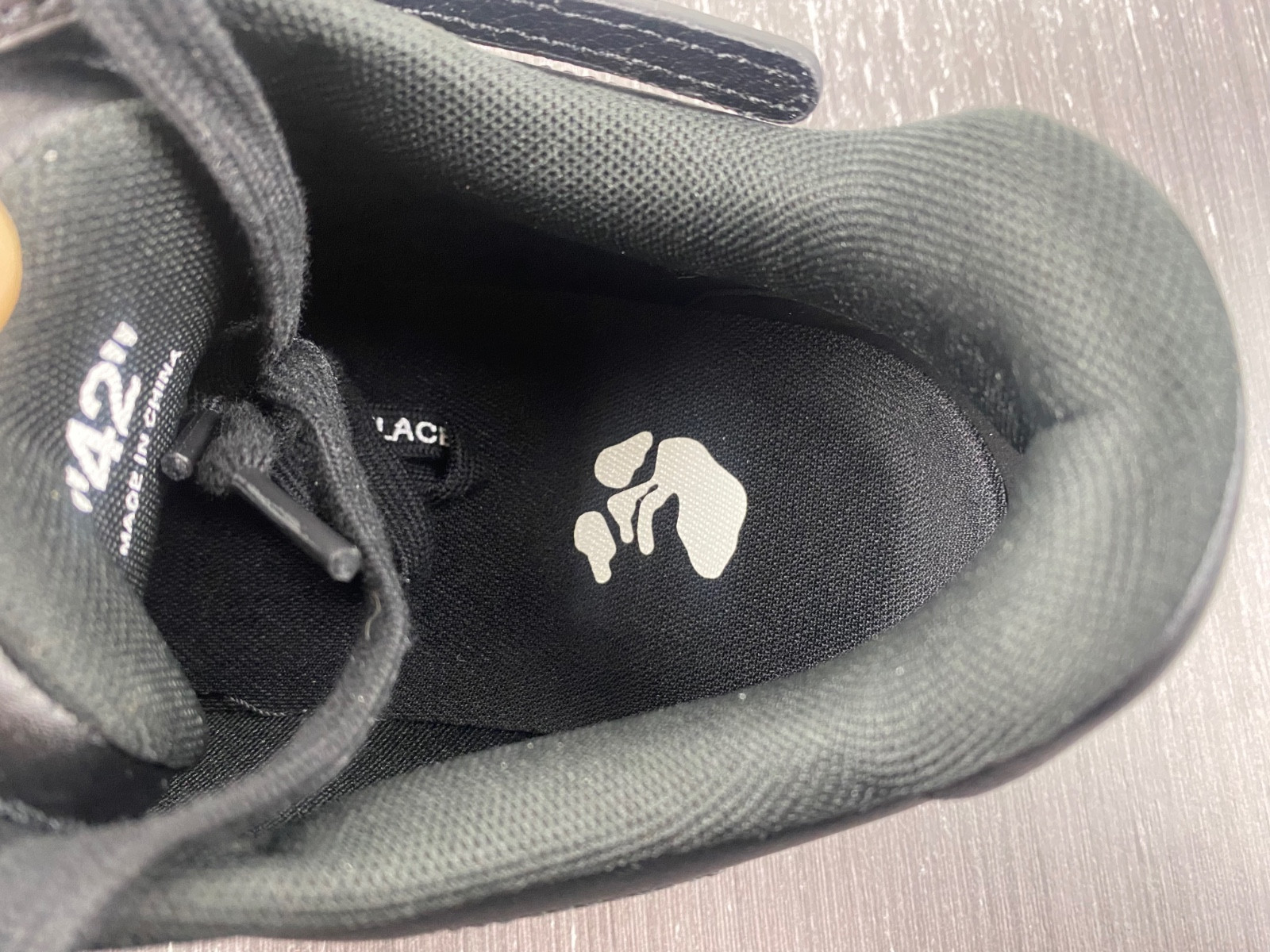 Off-White c/o Virgil Abloh