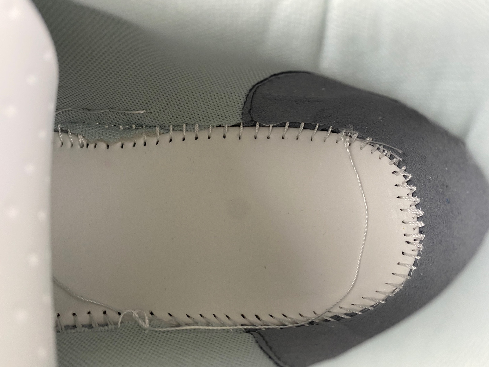 Off-White c/o Virgil Abloh