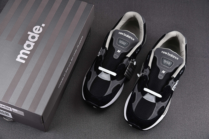 New Balance 992 Black Grey Suede M992EB