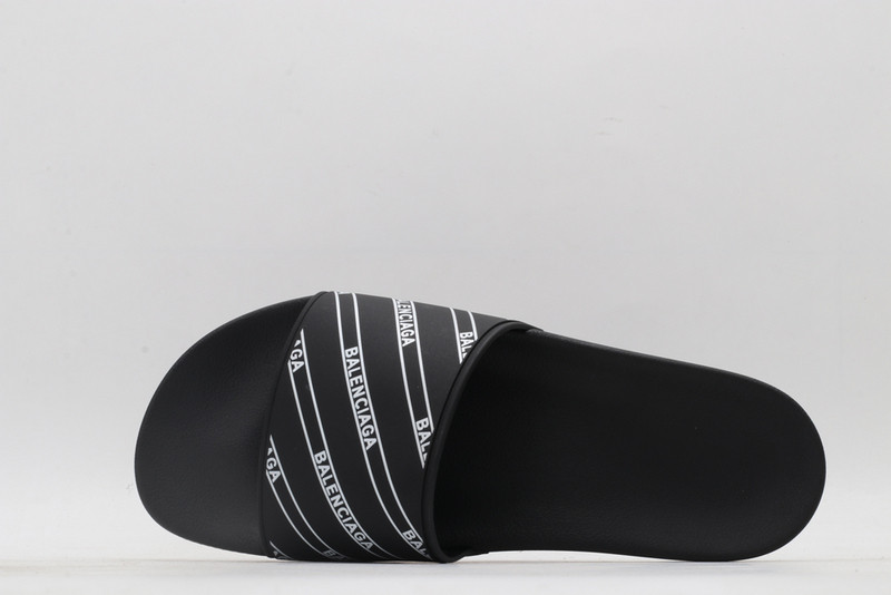 Ba*len*cia*ga slides