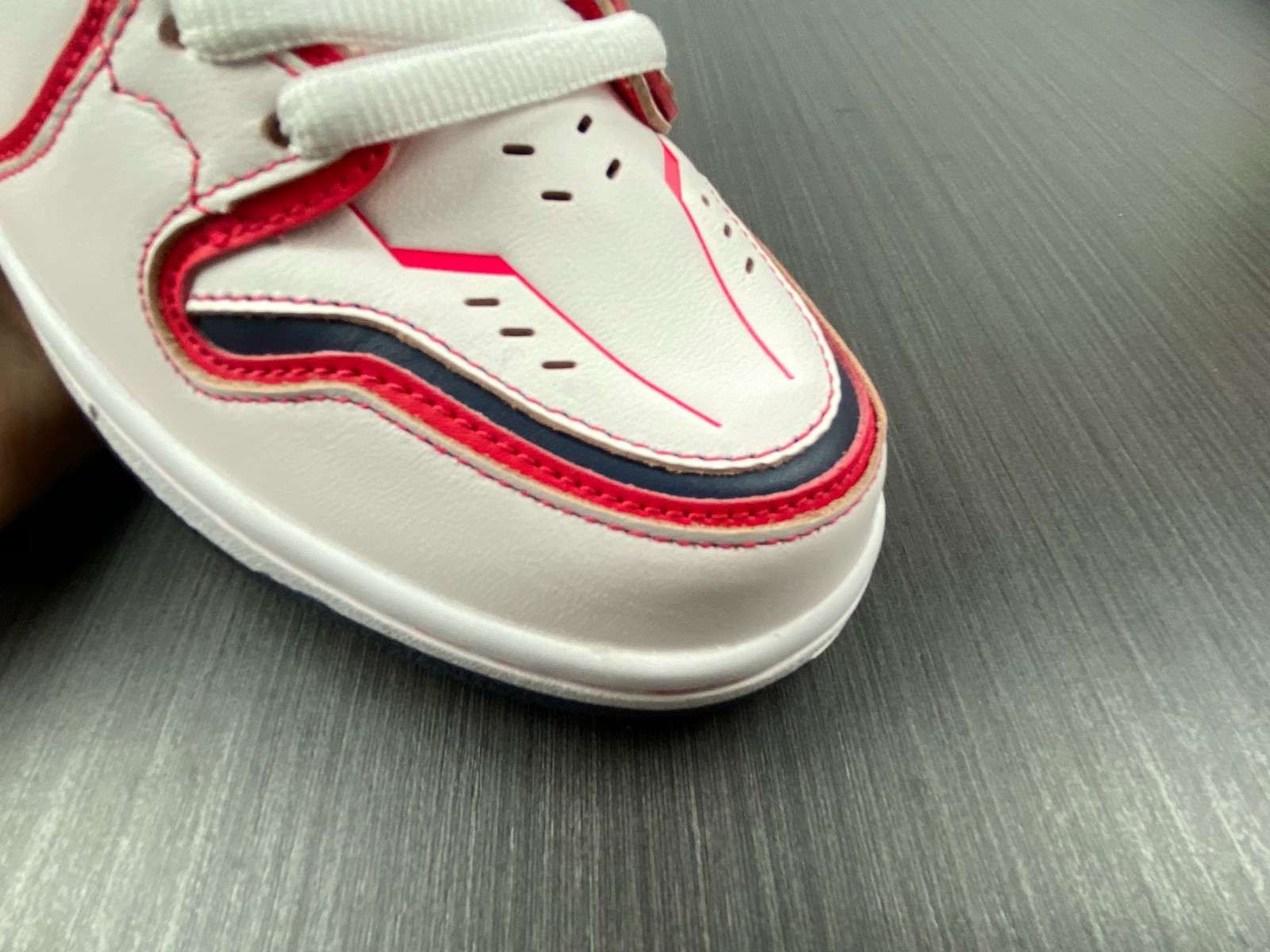 GUNDAM X DUNK HIGH SB ‘PROJECT UNICORN-RX-0’ DH7717-100