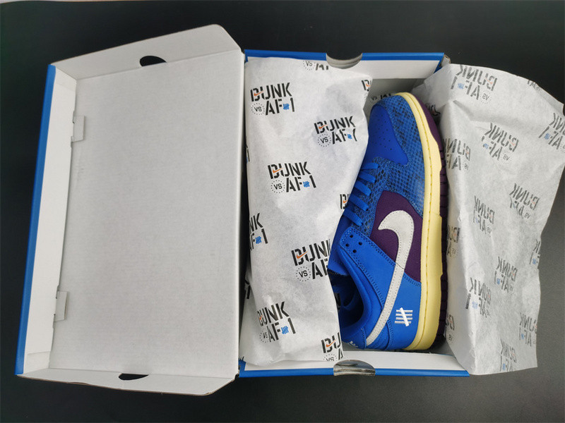 UNDEFEATED X NIKE DUNK LOW ‘ROYAL/PURPLE’ DH6508-400