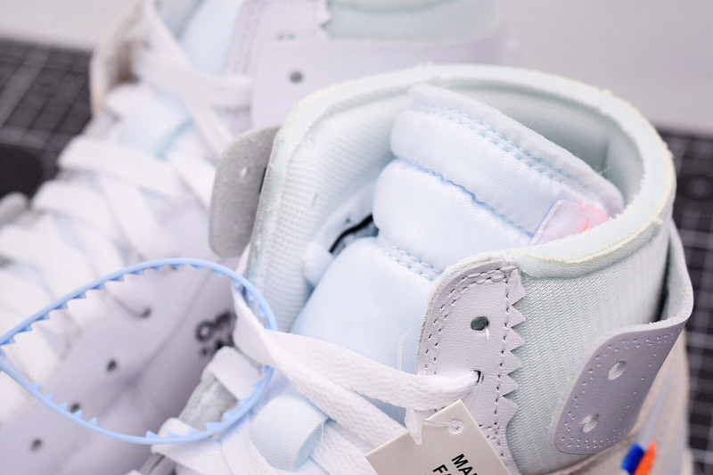 AIR JORDAN 1 RETRO HIGH X OW AQ0818-100