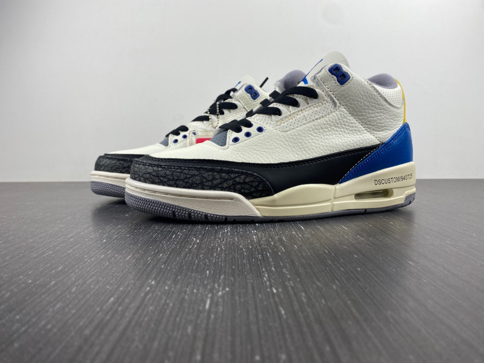 Jordan 3 Retro 398514-145