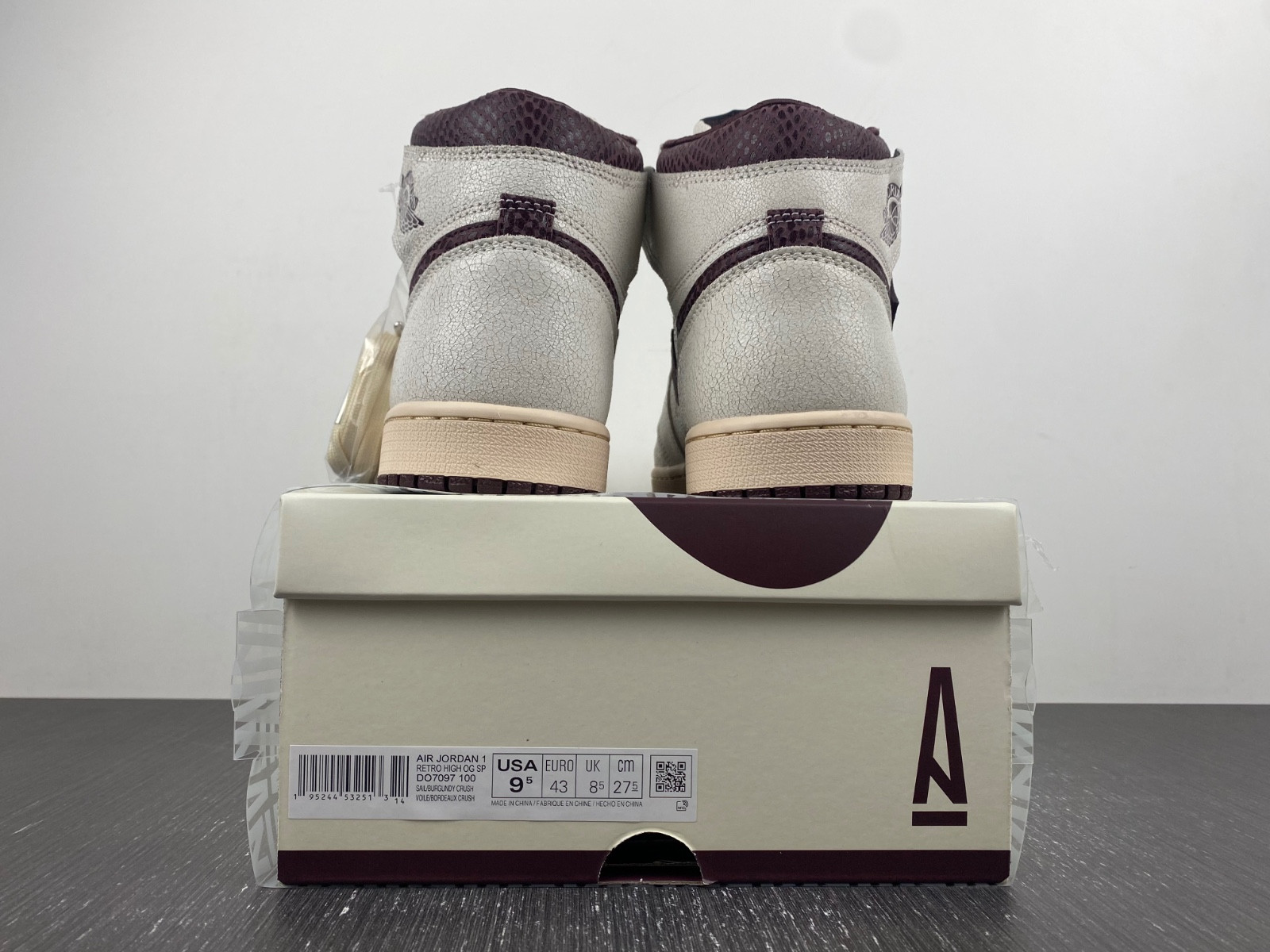 A MA MANIERE X AIR JORDAN 1 HIGH OG DO7097-100